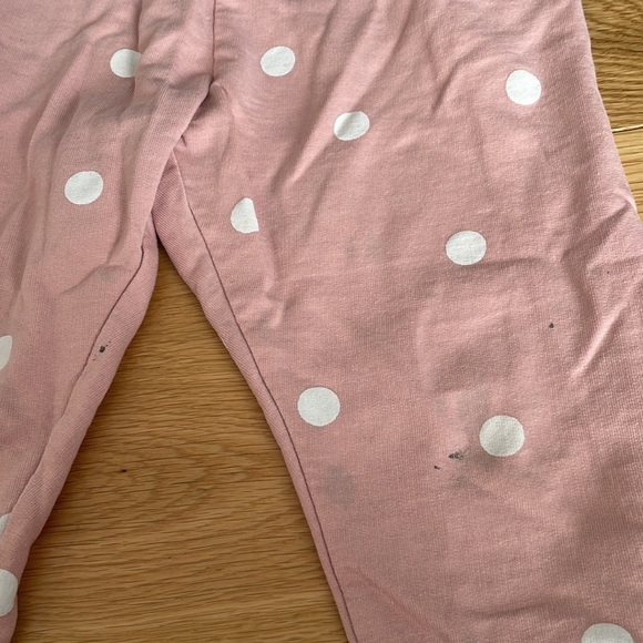 HandM sweatsuit - Picture 4 of 5